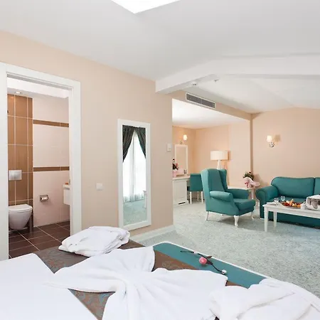 Mercia & Hotel Buyukcekmece