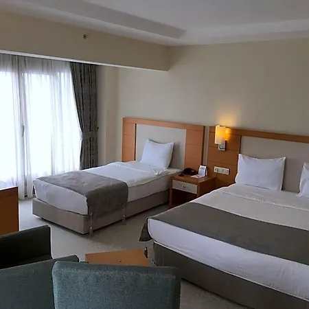 Otel Mercia &
