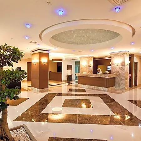 Otel Mercia & 4*