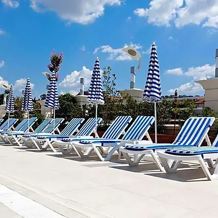 Otel Mercia &