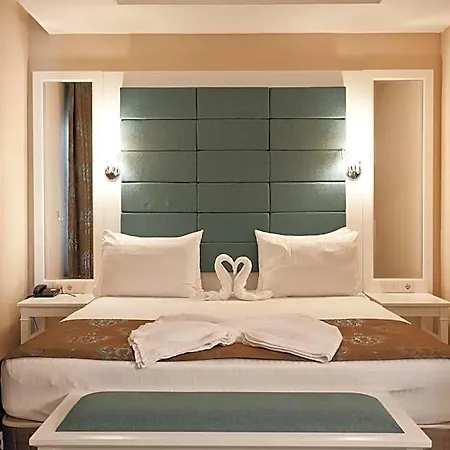 Mercia & Otel 4*
