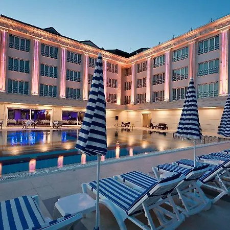 Hotell Mercia & 4*